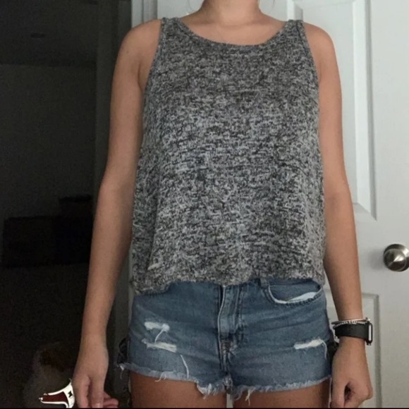 Top - Picture 2 of 5